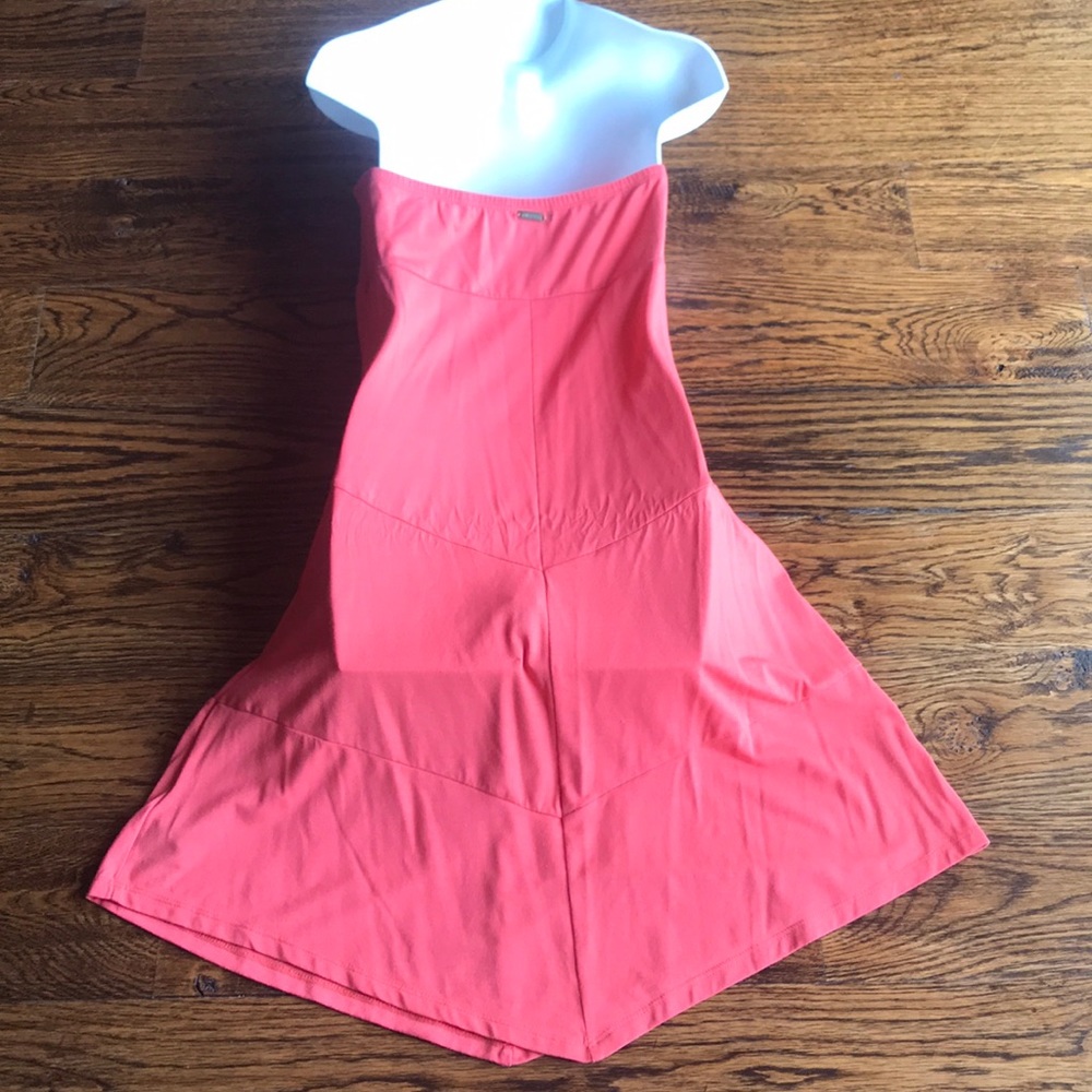 Guess Strapless Coral Asymmetrical Dress - Picture 2 of 4